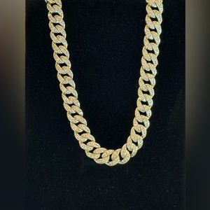 Sterling Silver Gold plated Cuban Chain (18inches).